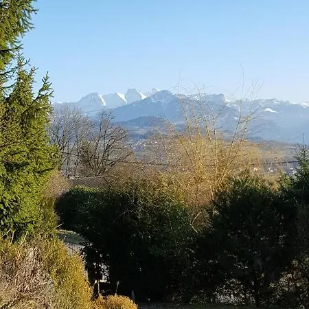 Entre Lacs Et Montagnes 롯지 *